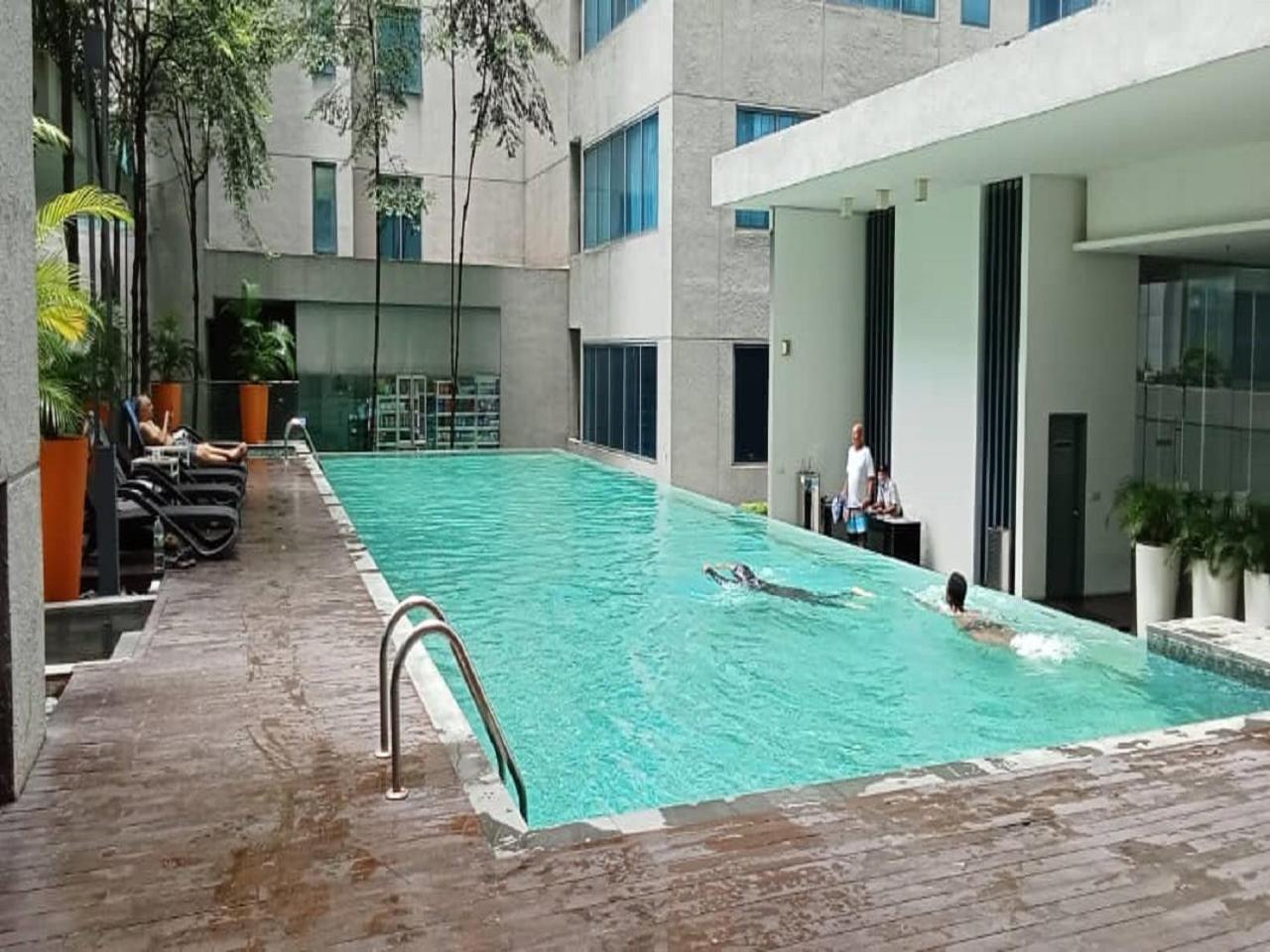 Cherry At Mercu Summer Klcc